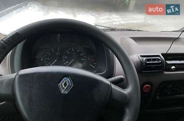 Грузовой фургон Renault Master 2000 в Кропивницком