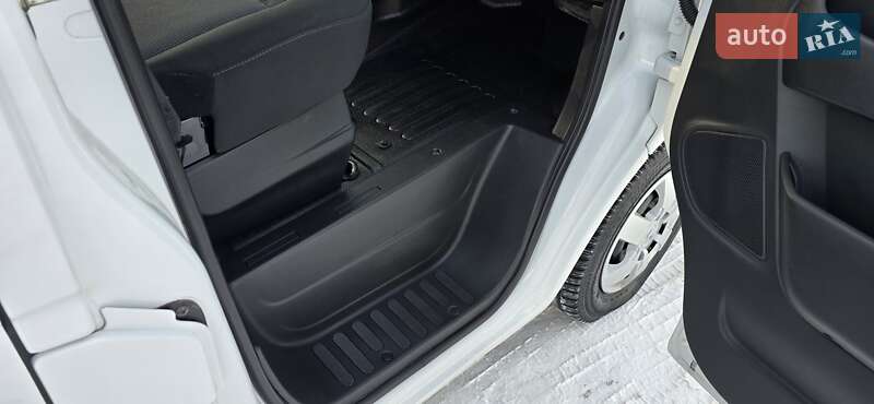 Вантажний фургон Renault Master 2022 в Житомирі