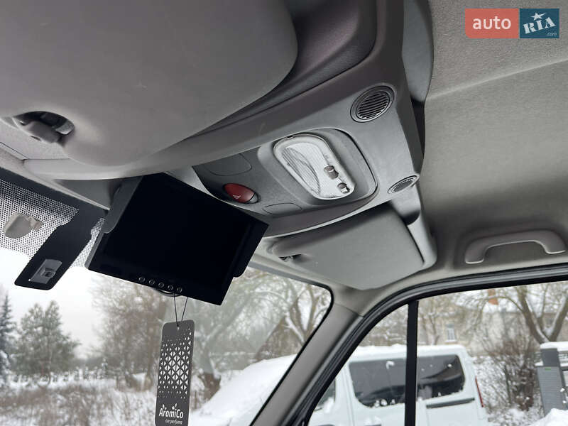 Вантажний фургон Renault Master 2017 в Дубні