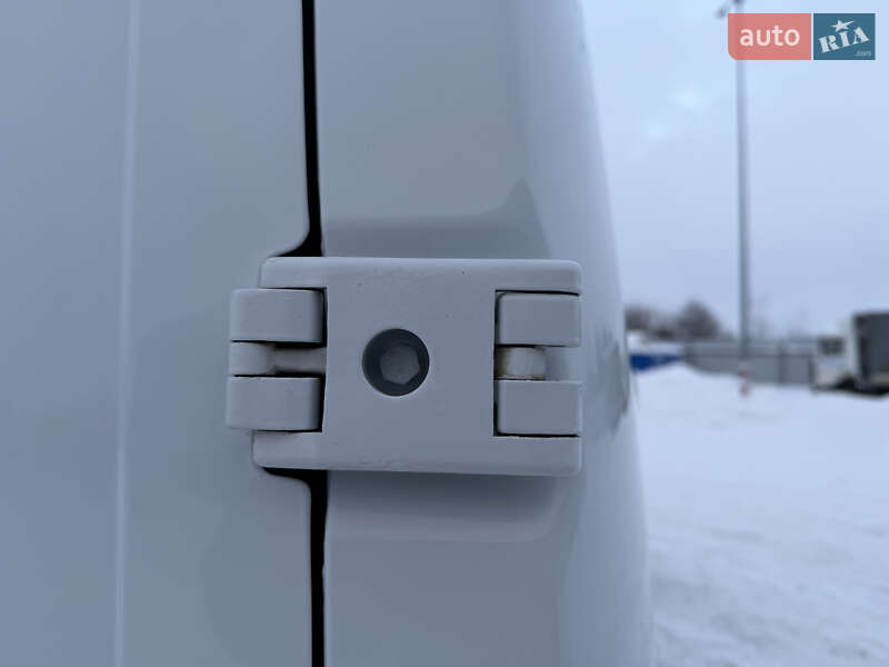 Грузовой фургон Renault Master 2021 в Дубно