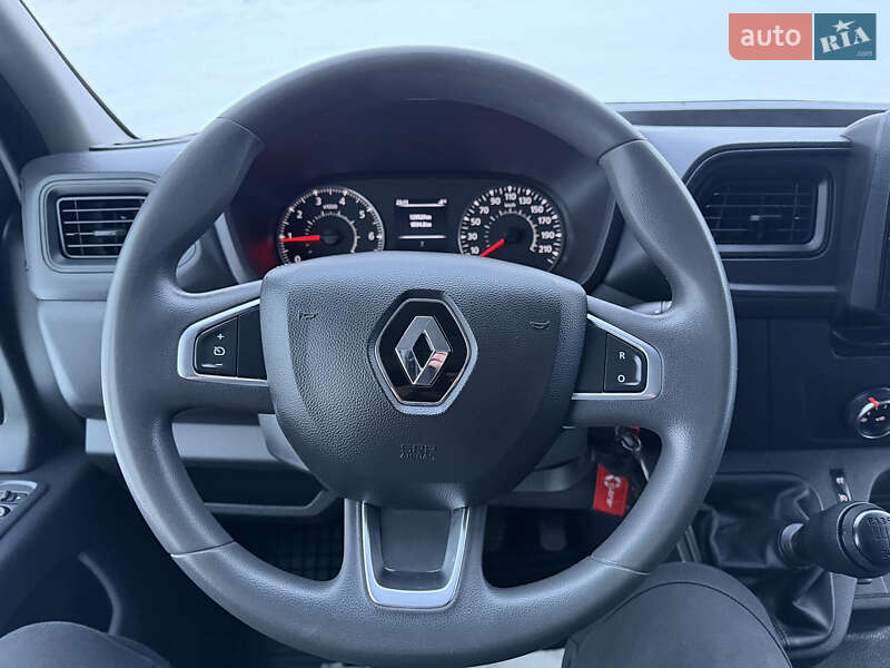 Грузовой фургон Renault Master 2021 в Дубно