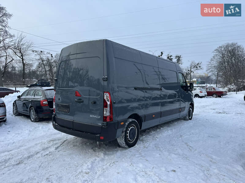 Вантажний фургон Renault Master 2022 в Рівному