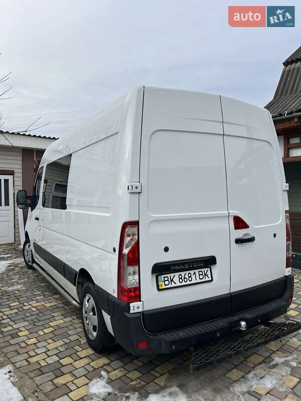 Мінівен Renault Master 2011 в Коломиї