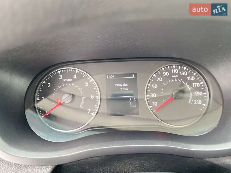 Тентованый Renault Master 2022 в Хусте