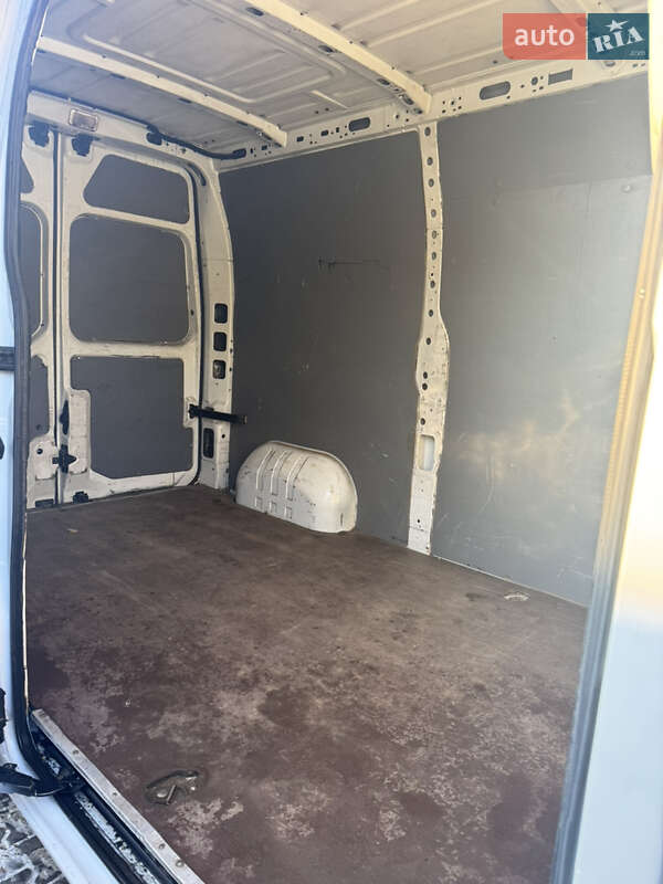 Вантажний фургон Renault Master 2014 в Ізмаїлі