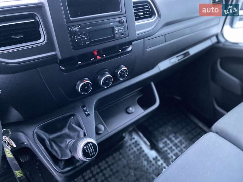 Тентований Renault Master 2022 в Хусті