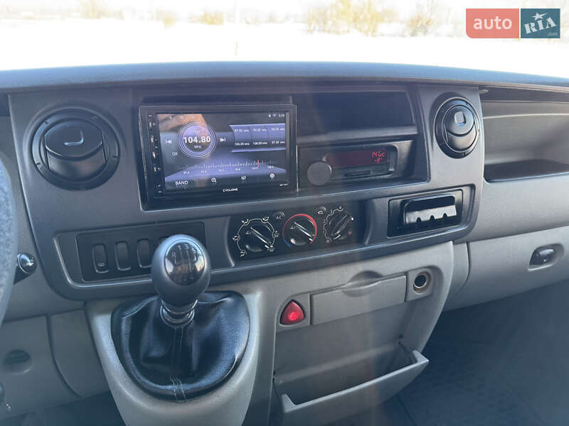 Минивэн Renault Master 2005 в Чернигове