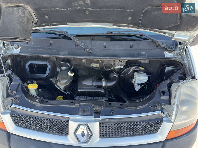 Минивэн Renault Master 2005 в Чернигове