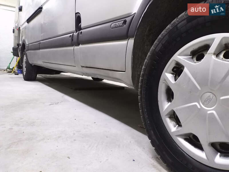 Минивэн Renault Master 2005 в Чернигове