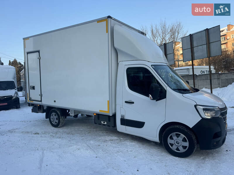 Вантажний фургон Renault Master 2022 в Рівному