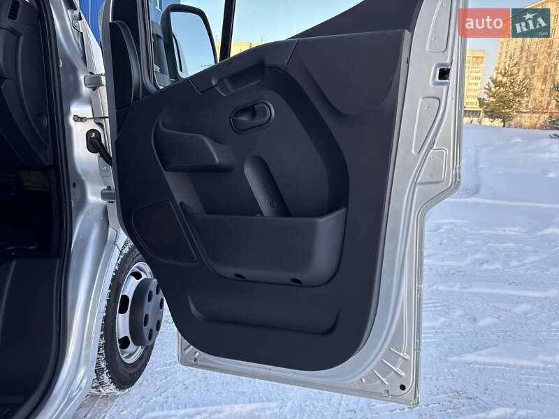 Тентований Renault Master 2022 в Ковелі