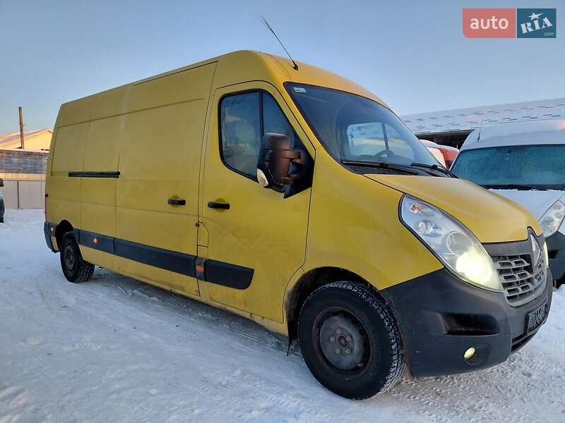 Вантажний фургон Renault Master 2017 в Івано-Франківську