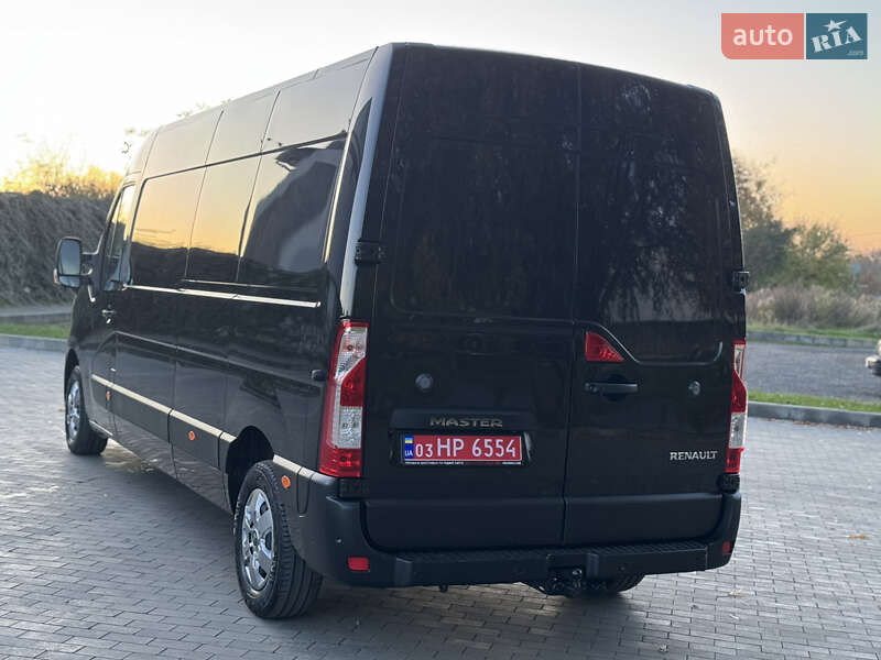 Вантажний фургон Renault Master 2022 в Луцьку