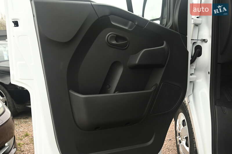 Вантажний фургон Renault Master 2020 в Бердичеві