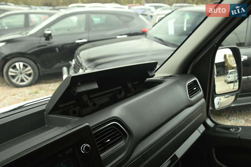 Вантажний фургон Renault Master 2020 в Бердичеві