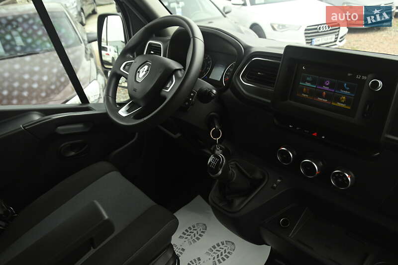Вантажний фургон Renault Master 2020 в Бердичеві