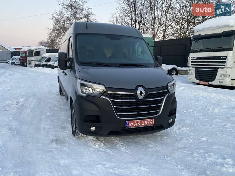 Вантажний фургон Renault Master 2021 в Хусті