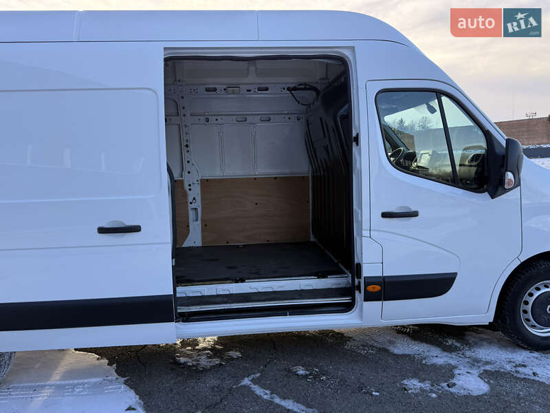 Грузовой фургон Renault Master 2021 в Луцке