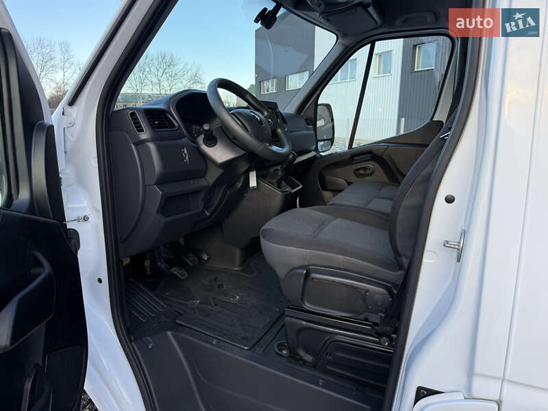 Грузовой фургон Renault Master 2021 в Луцке