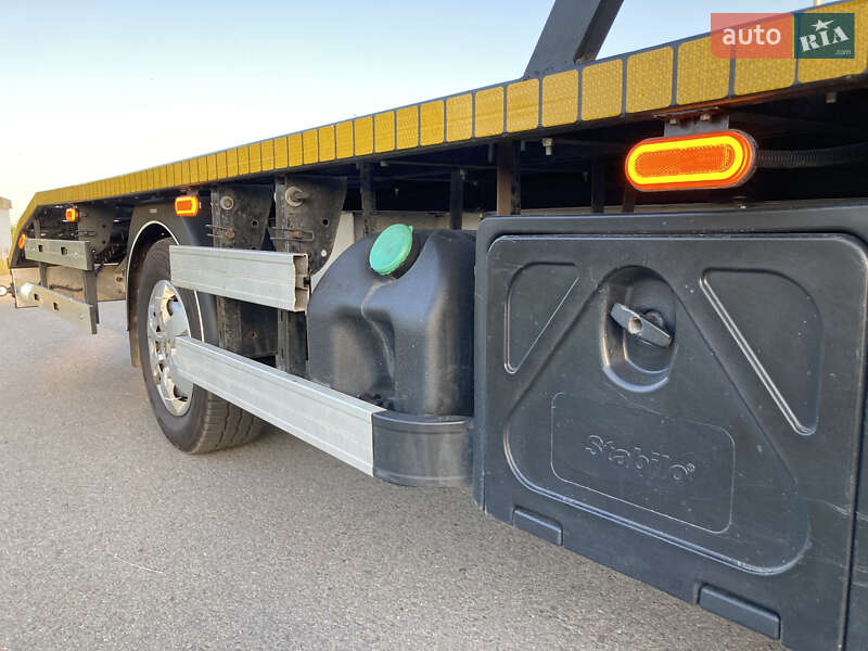 Евакуатор Renault Master 2017 в Луцьку