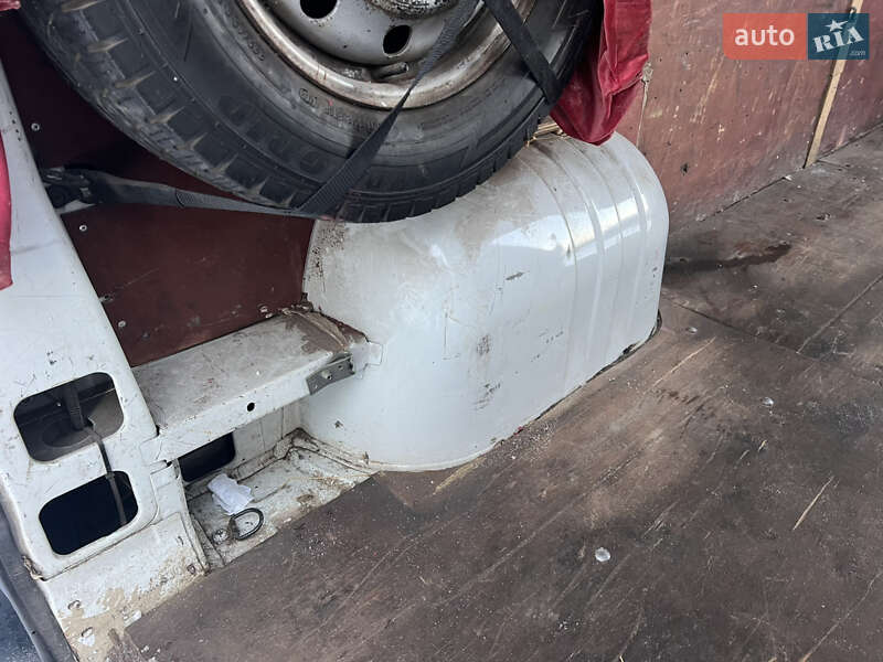 Грузовой фургон Renault Master 2008 в Кременце