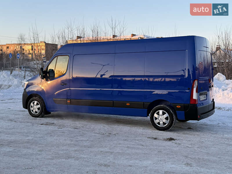 Вантажний фургон Renault Master 2022 в Дубні