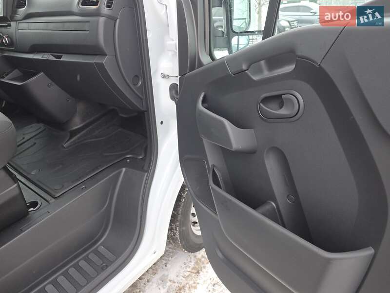 Грузовой фургон Renault Master 2021 в Одессе