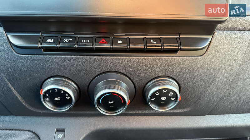 Грузовой фургон Renault Master 2020 в Луцке