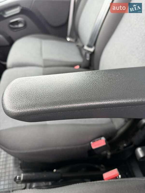 Вантажний фургон Renault Master 2022 в Ковелі фото 23 Вантажний фургон Renault Master 2022 в Ковелі