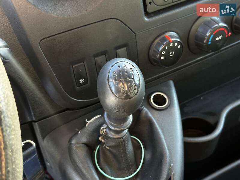 Тентованый Renault Master 2017 в Львове