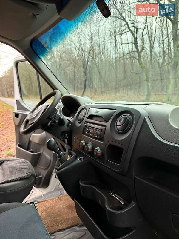 Тентованый Renault Master 2013 в Луцке