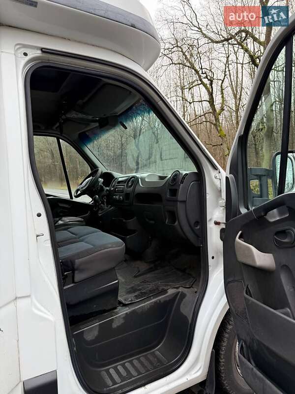 Тентованый Renault Master 2013 в Луцке