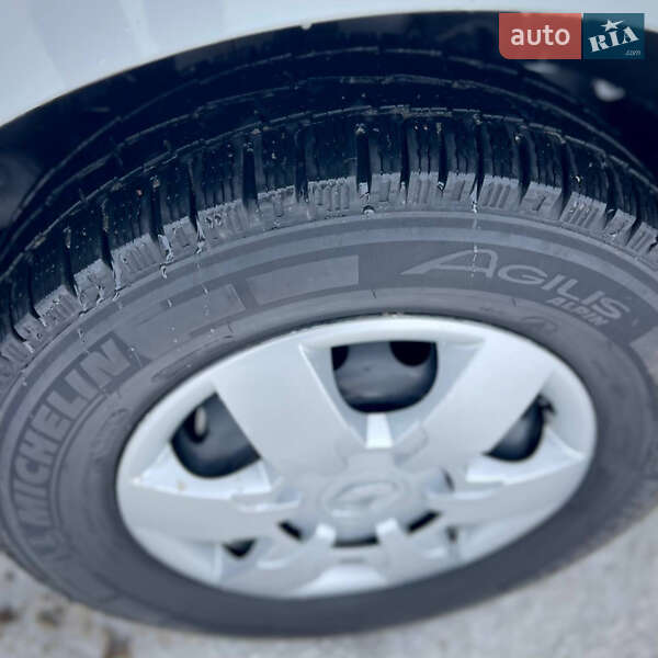 Вантажопасажирський фургон Renault Master 2023 в Києві