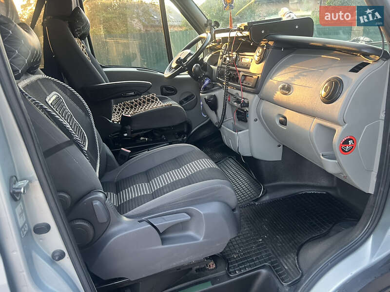 Эвакуатор Renault Master 2010 в Львове фото 18 Эвакуатор Renault Master 2010 в Львове