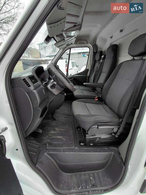 Вантажний фургон Renault Master 2021 в Ковелі