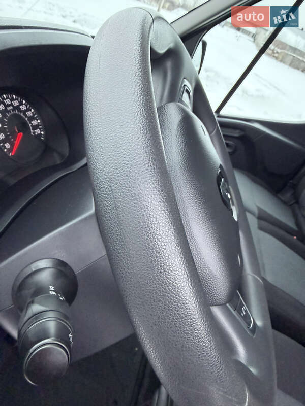 Вантажний фургон Renault Master 2022 в Ковелі