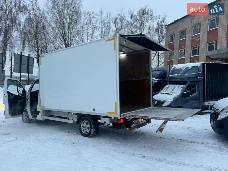 Вантажний фургон Renault Master 2017 в Рівному фото 25 Вантажний фургон Renault Master 2017 в Рівному