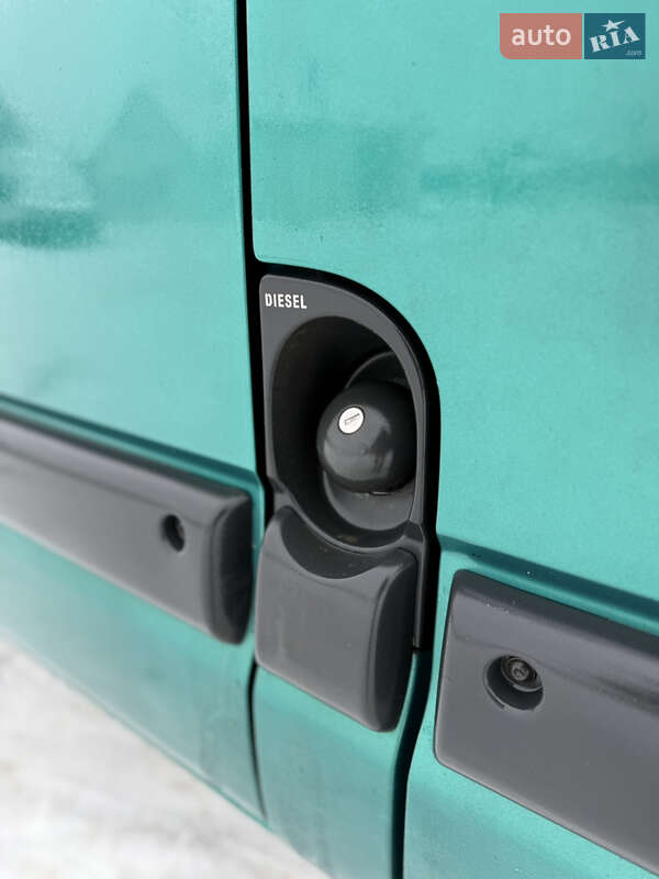 Мінівен Renault Master 2001 в Львові фото 18 Мінівен Renault Master 2001 в Львові