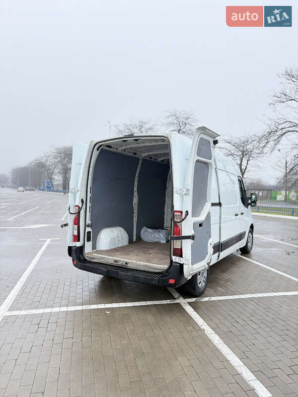 Вантажний фургон Renault Master 2014 в Одесі