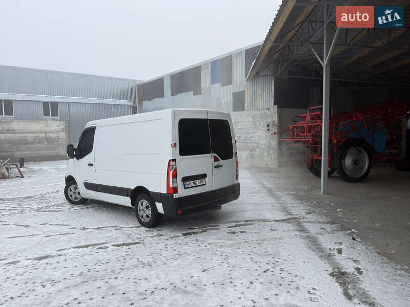Вантажний фургон Renault Master 2012 в Кропивницькому