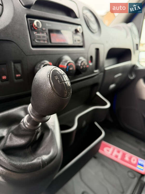 Грузовой фургон Renault Master 2018 в Дубно