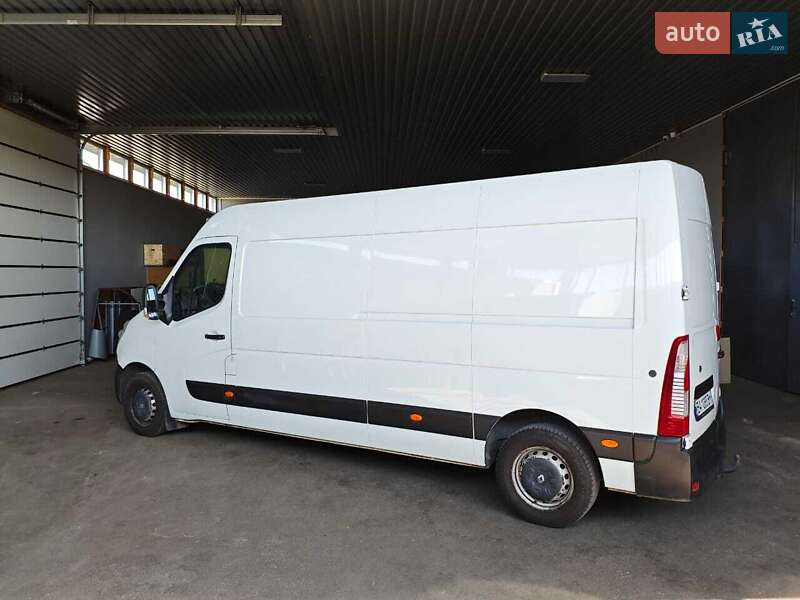 Вантажний фургон Renault Master 2016 в Олександрівці
