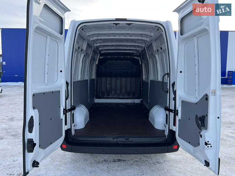 Вантажний фургон Renault Master 2021 в Дубні