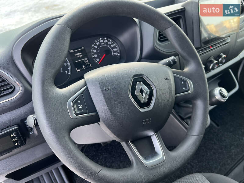 Вантажний фургон Renault Master 2021 в Дубні