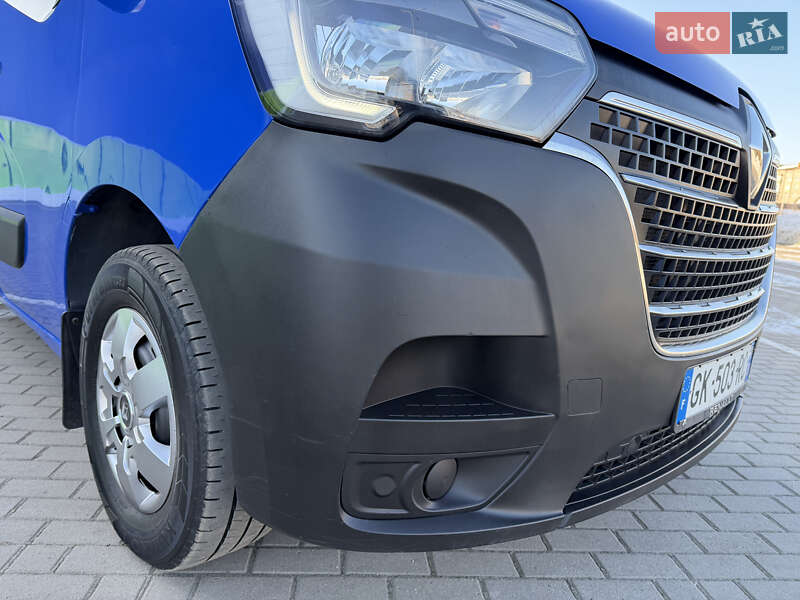 Грузовой фургон Renault Master 2022 в Дубно