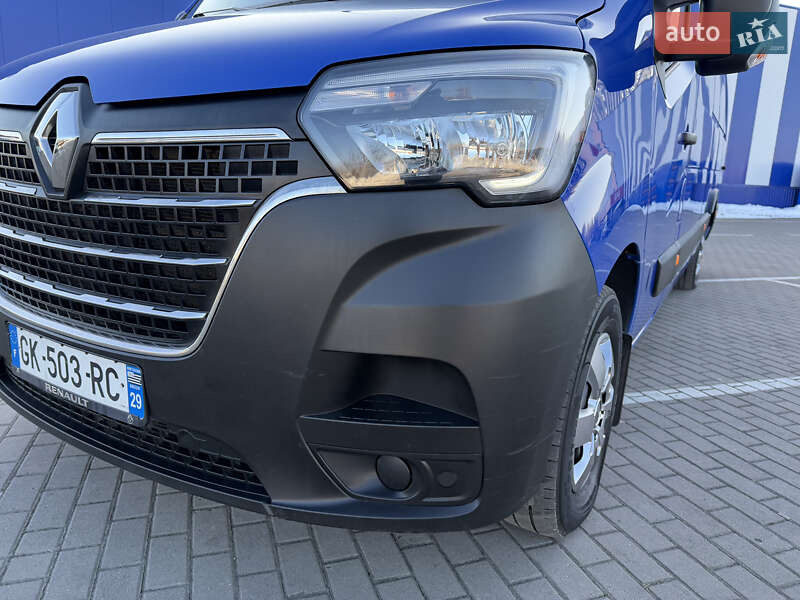 Грузовой фургон Renault Master 2022 в Дубно
