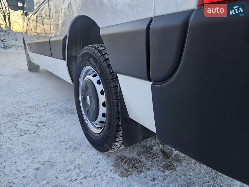 Вантажний фургон Renault Master 2022 в Бердичеві