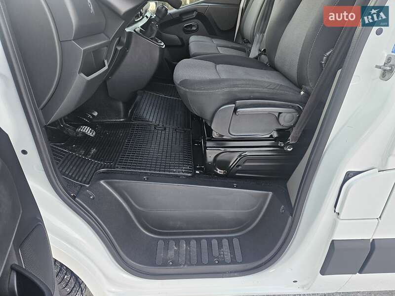 Вантажний фургон Renault Master 2022 в Бердичеві