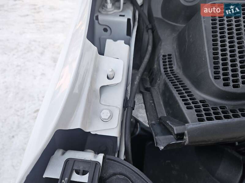 Вантажний фургон Renault Master 2022 в Бердичеві