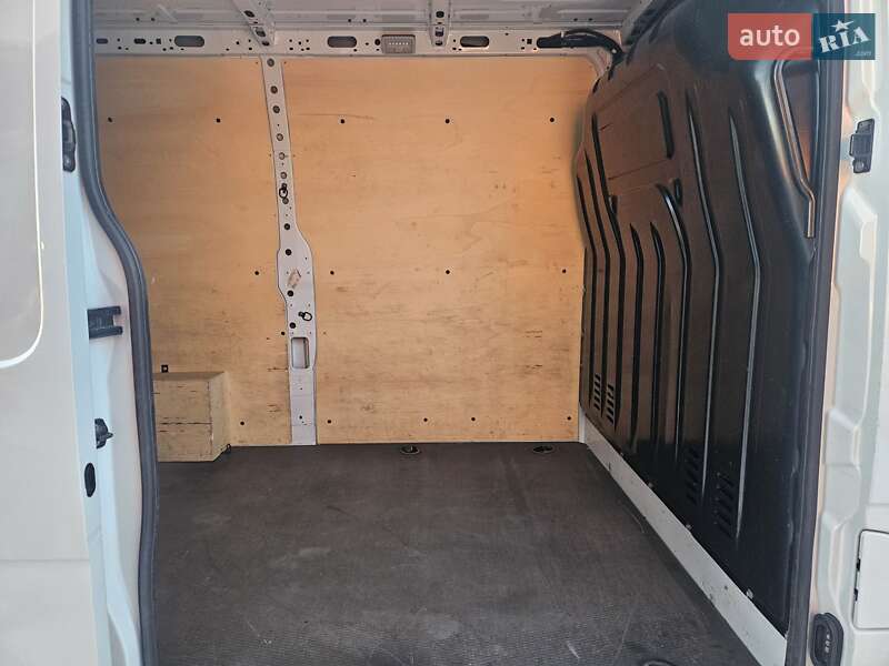 Вантажний фургон Renault Master 2022 в Бердичеві